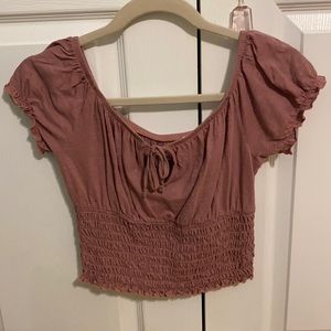 Cropped pink top
